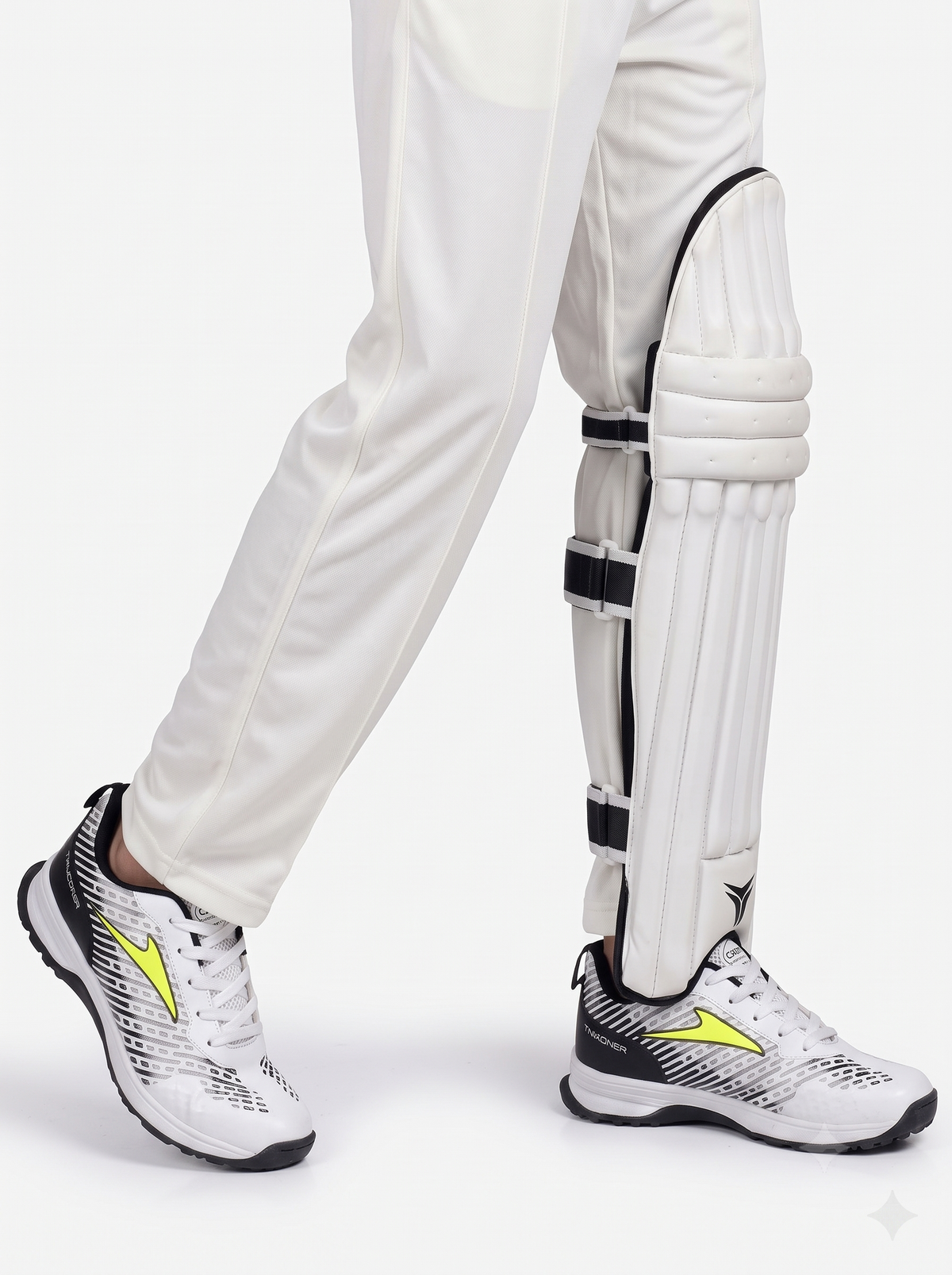 Men's Tracker Cricket Shoes - Cricket-02