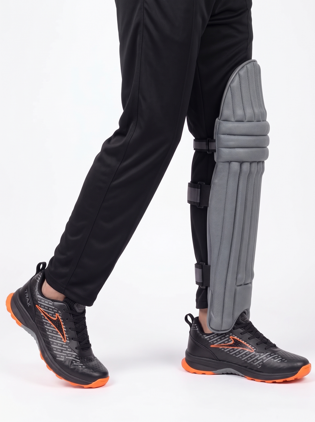 Men's Tracker Cricket Shoes - Cricket-02