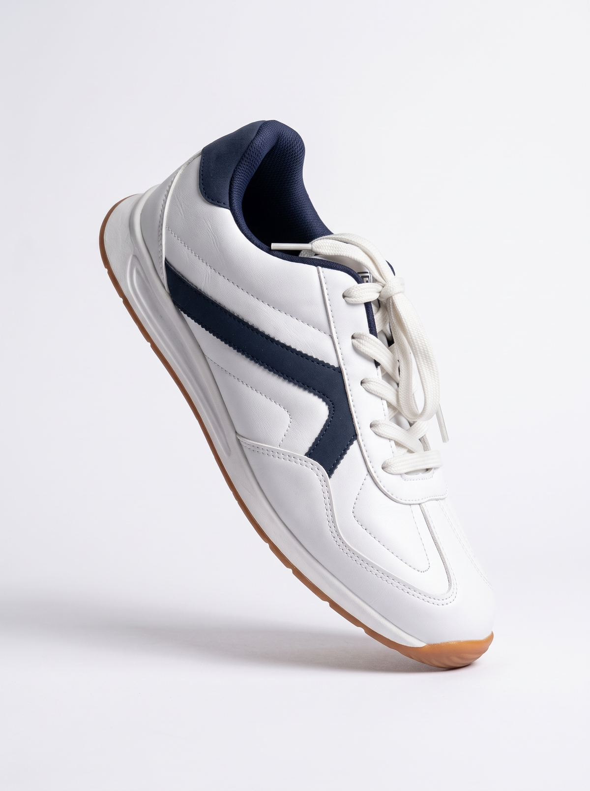 Men's Tracker Sneakers - Keeper